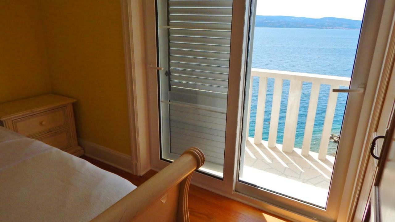Seafront Apartments Nemira Omiš Eksteriør bilde