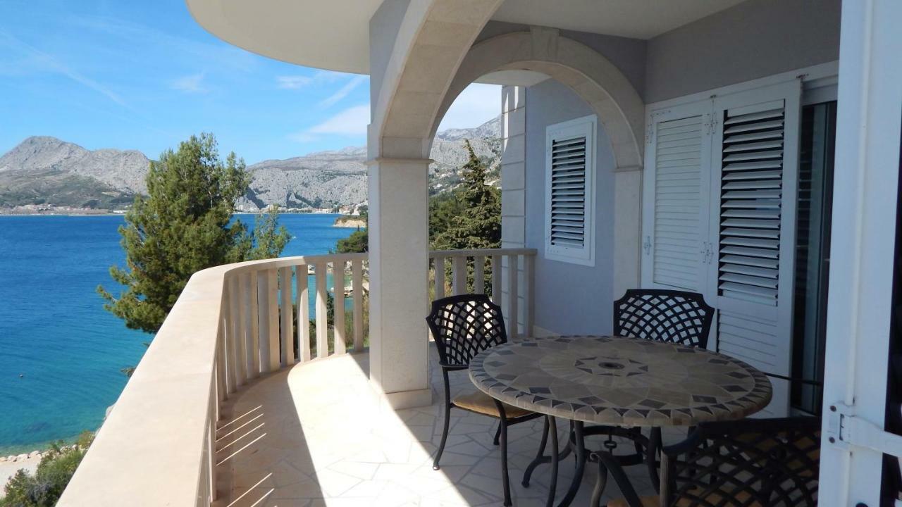 Seafront Apartments Nemira Omiš Eksteriør bilde